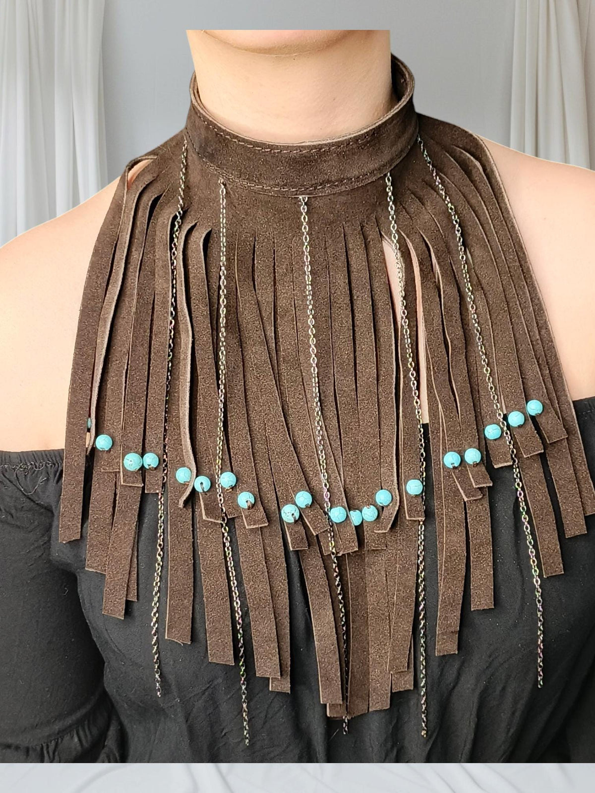 Genuine leather design necklace
