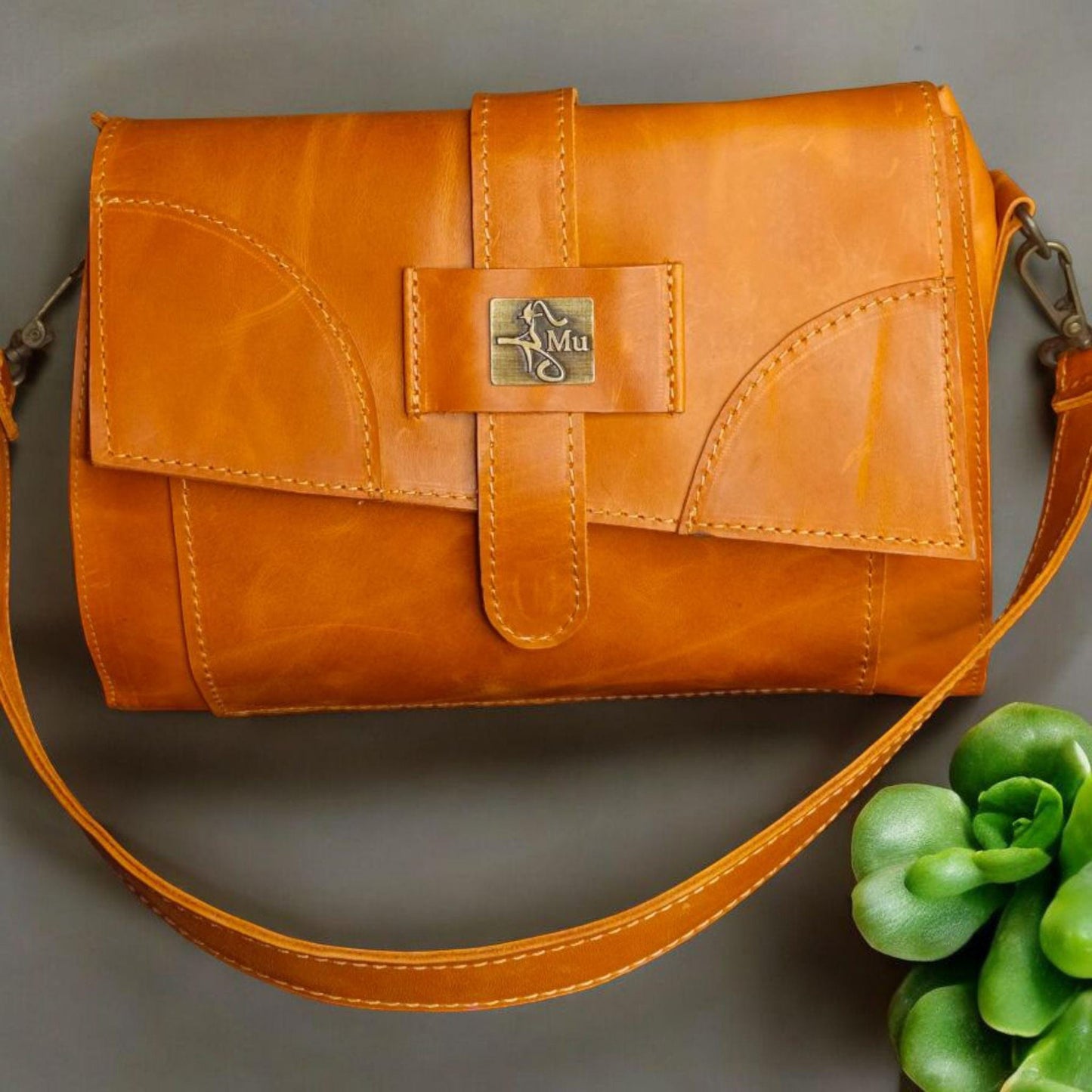 Genuine leather women's bag.crazy leather