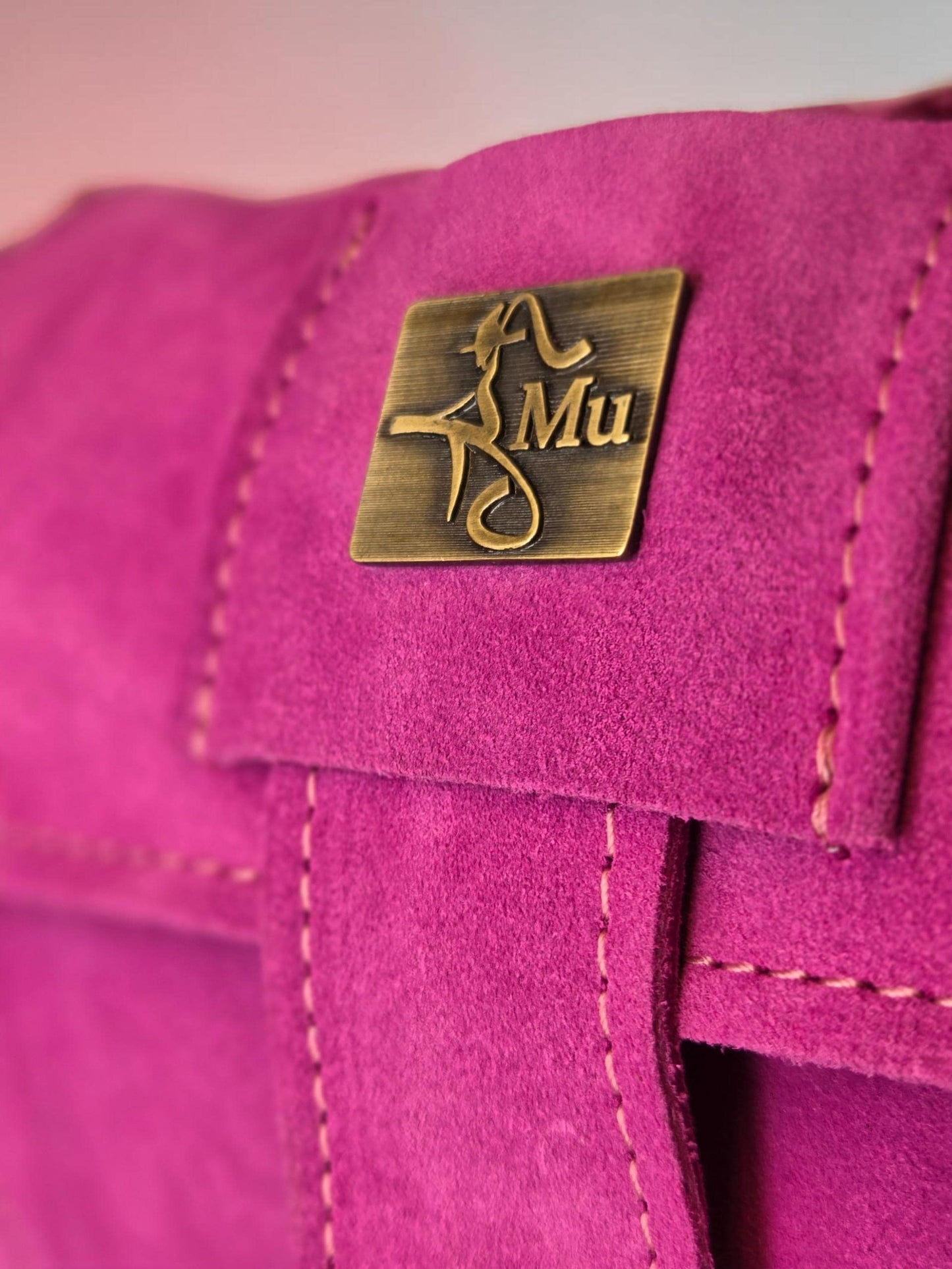 Pink Suede Leather Women's Bag, Stylish Daily Accessory (28*19 cm).