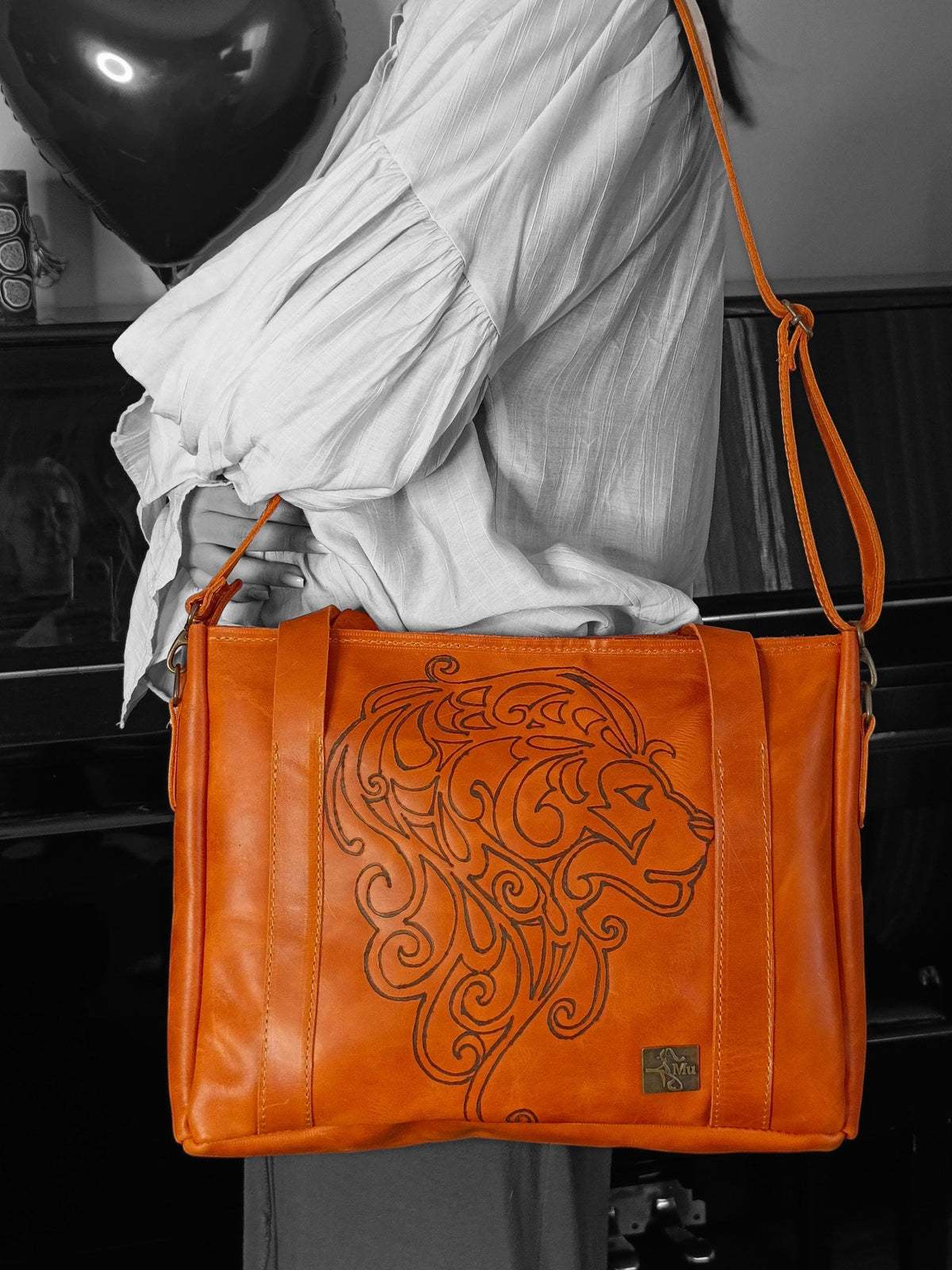 Women's leather bag, laptop bag